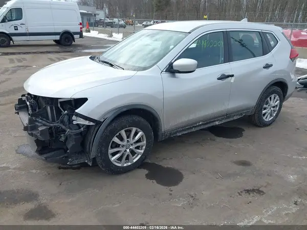 KNMAT2MVXHP574427 2017 NISSAN ROGUE - Image 2