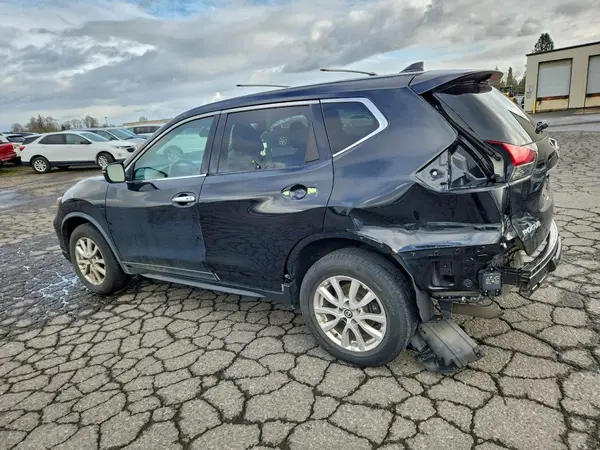 KNMAT2MVXHP575948 2017 NISSAN ROGUE - Image 2