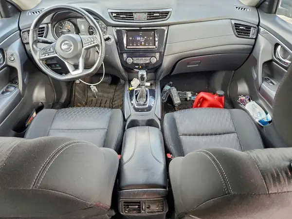 KNMAT2MVXHP575948 2017 NISSAN ROGUE - Image 8