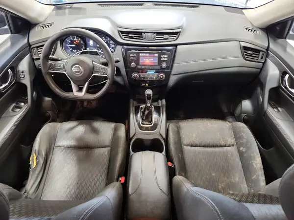 KNMAT2MVXHP576002 2017 NISSAN ROGUE - Image 8