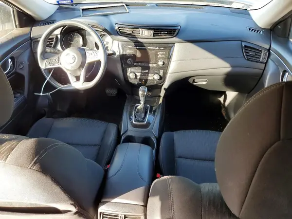 KNMAT2MVXHP579479 2017 NISSAN ROGUE - Image 8