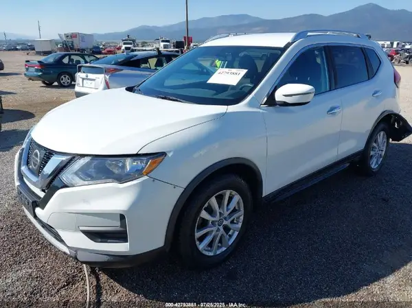 KNMAT2MVXHP579823 2017 NISSAN ROGUE - Image 2