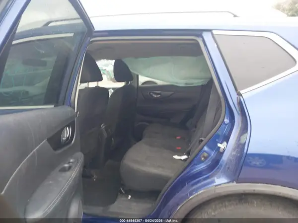 KNMAT2MVXHP580339 2017 NISSAN ROGUE - Image 8