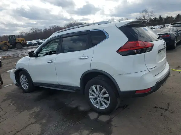 KNMAT2MVXHP584620 2017 NISSAN ROGUE - Image 2