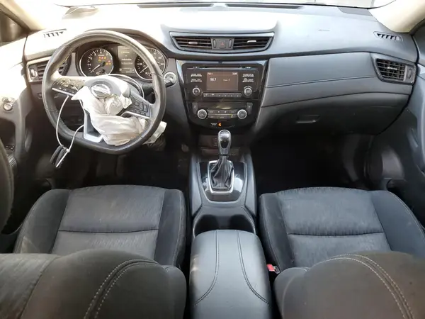 KNMAT2MVXHP584780 2017 NISSAN ROGUE - Image 8