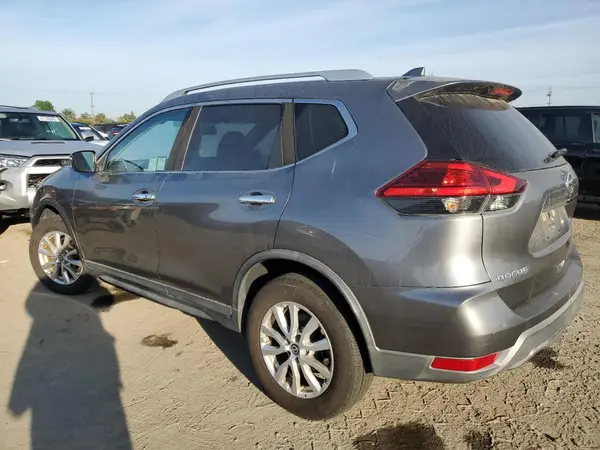 KNMAT2MVXHP585279 2017 NISSAN ROGUE - Image 2