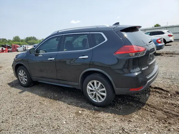 KNMAT2MVXHP586805 2017 NISSAN ROGUE - Image 2