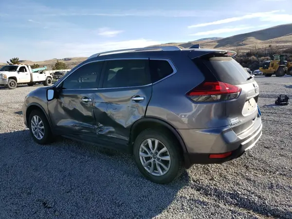 KNMAT2MVXHP589834 2017 NISSAN ROGUE - Image 2