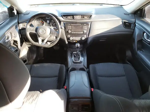 KNMAT2MVXHP589834 2017 NISSAN ROGUE - Image 8