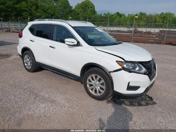 KNMAT2MVXHP590367 2017 NISSAN ROGUE - Image 1