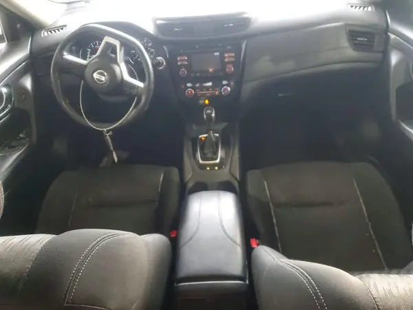 KNMAT2MVXHP591549 2017 NISSAN ROGUE - Image 8