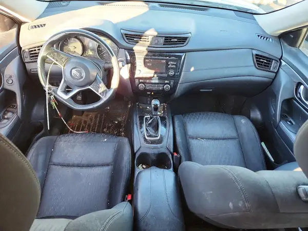 KNMAT2MVXHP599473 2017 NISSAN ROGUE - Image 8