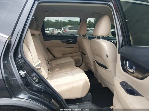 KNMAT2MVXHP600878 2017 NISSAN ROGUE - Image 8
