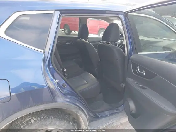 KNMAT2MVXHP602906 2017 NISSAN ROGUE - Image 8