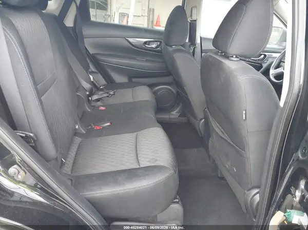 KNMAT2MVXHP603828 2017 NISSAN ROGUE - Image 8