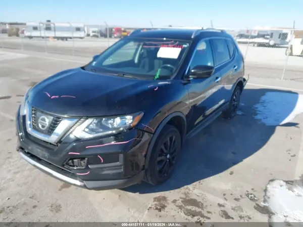KNMAT2MVXHP612447 2017 NISSAN ROGUE - Image 2