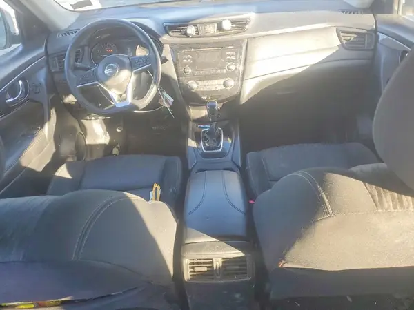 KNMAT2MVXHP618121 2017 NISSAN ROGUE - Image 8