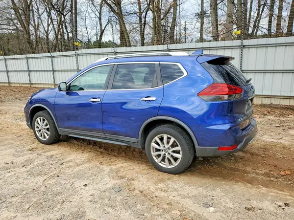 KNMAT2MVXJP517084 2018 NISSAN ROGUE - Image 2