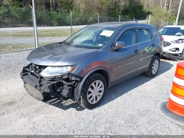 KNMAT2MVXJP519711 2018 NISSAN ROGUE - Image 2