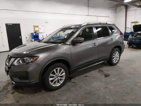 KNMAT2MVXJP524231 2018 NISSAN ROGUE - Image 2