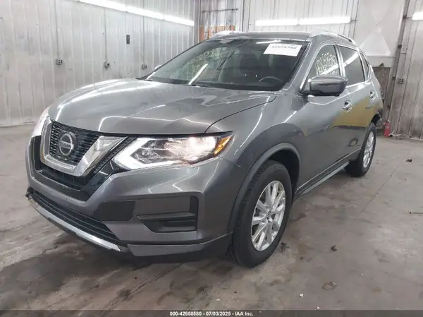 KNMAT2MVXJP524519 2018 NISSAN ROGUE - Image 2