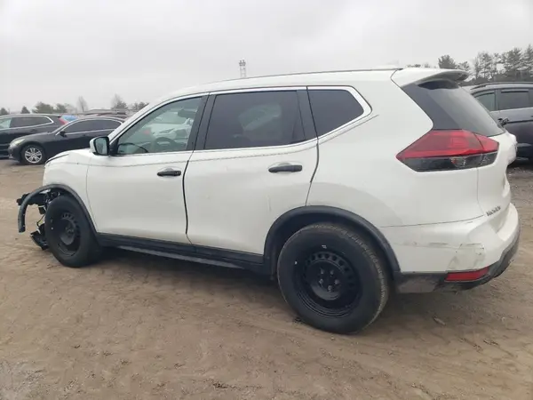 KNMAT2MVXJP525430 2018 NISSAN ROGUE - Image 2