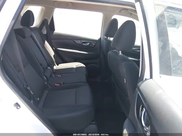 KNMAT2MVXJP525654 2018 NISSAN ROGUE - Image 8
