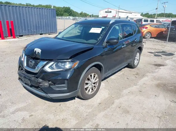 KNMAT2MVXJP528442 2018 NISSAN ROGUE - Image 2