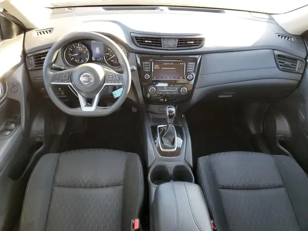 KNMAT2MVXJP530613 2018 NISSAN ROGUE - Image 8