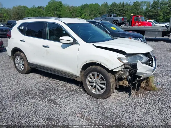 KNMAT2MVXJP531325 2018 NISSAN ROGUE - Image 1