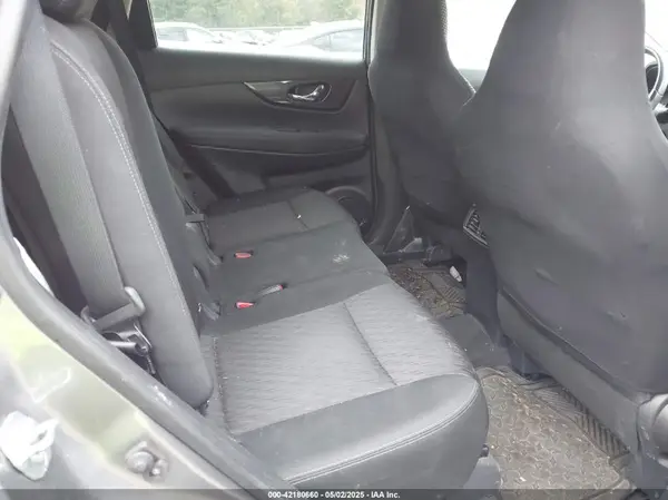 KNMAT2MVXJP531552 2018 NISSAN ROGUE - Image 8