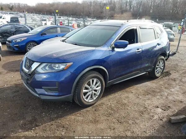 KNMAT2MVXJP532846 2018 NISSAN ROGUE - Image 2
