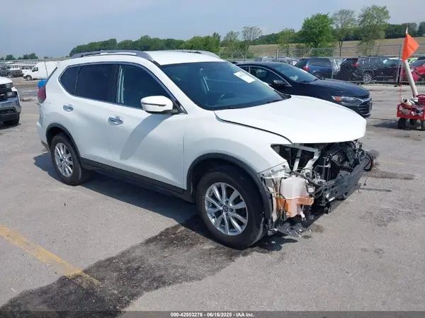 KNMAT2MVXJP542423 2018 NISSAN ROGUE - Image 1