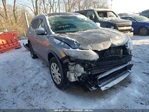 KNMAT2MVXJP542437 2018 NISSAN ROGUE - Image 1