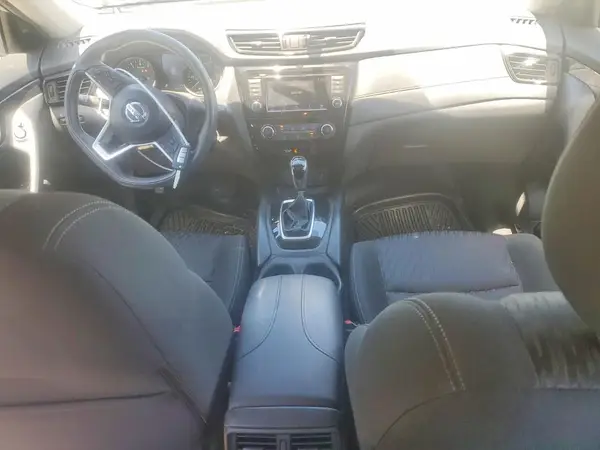 KNMAT2MVXJP544785 2018 NISSAN ROGUE - Image 8