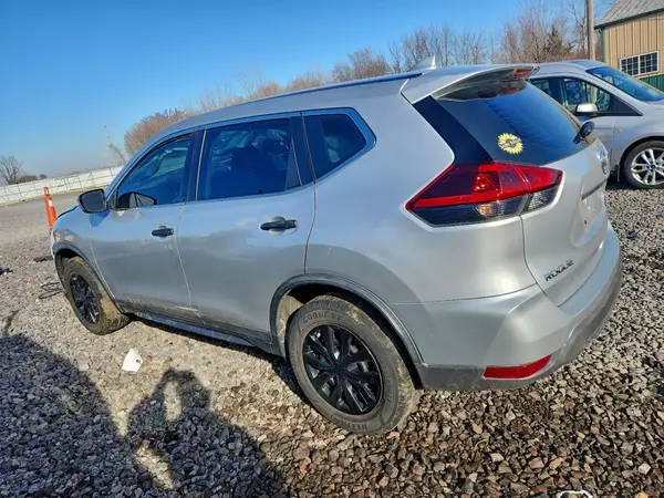 KNMAT2MVXJP545354 2018 NISSAN ROGUE - Image 2