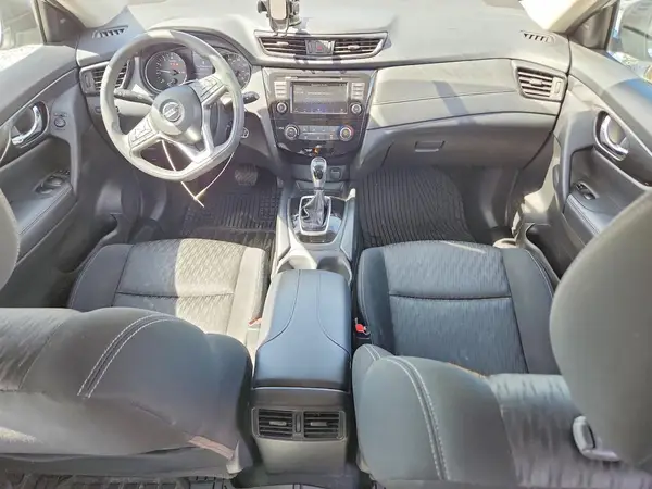 KNMAT2MVXJP545659 2018 NISSAN ROGUE - Image 8