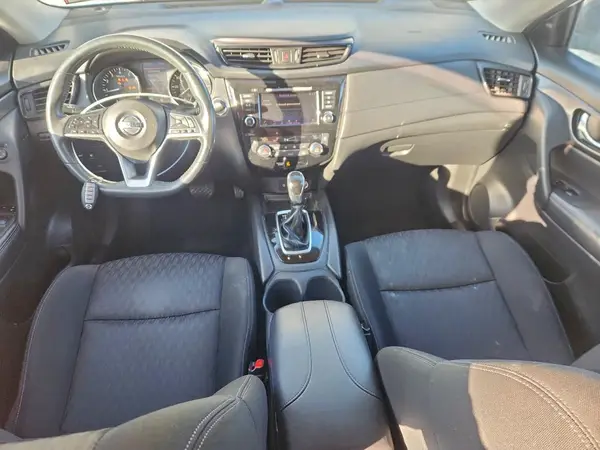 KNMAT2MVXJP550747 2018 NISSAN ROGUE - Image 8