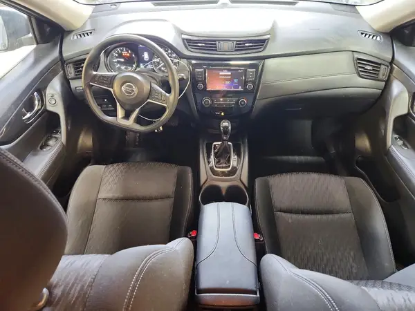 KNMAT2MVXJP550926 2018 NISSAN ROGUE - Image 8