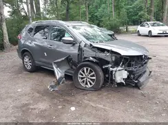 KNMAT2MVXJP557259 2018 NISSAN ROGUE