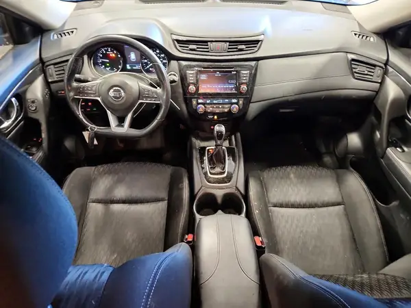 KNMAT2MVXJP565054 2018 NISSAN ROGUE - Image 8