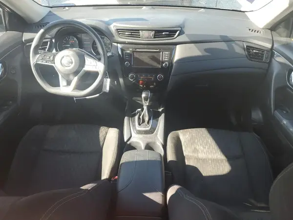 KNMAT2MVXJP568858 2018 NISSAN ROGUE - Image 8