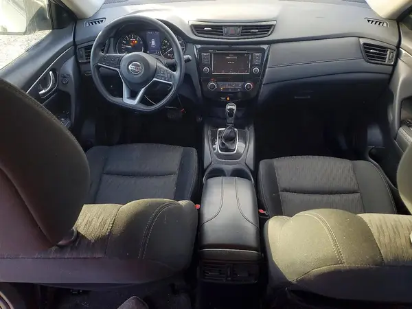 KNMAT2MVXJP572814 2018 NISSAN ROGUE - Image 8