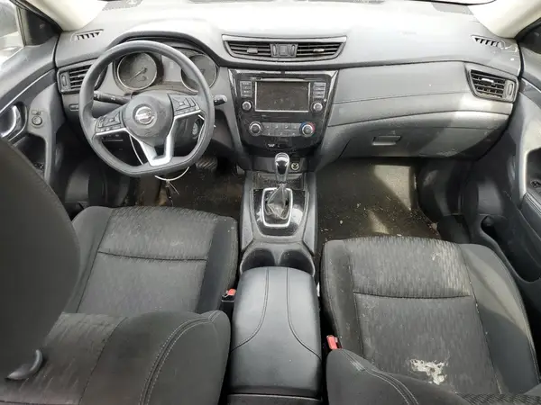 KNMAT2MVXJP575678 2018 NISSAN ROGUE - Image 8