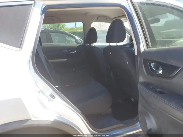 KNMAT2MVXJP581836 2018 NISSAN ROGUE - Image 8