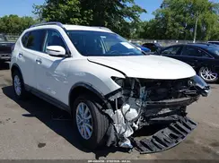 KNMAT2MVXJP582663 2018 NISSAN ROGUE