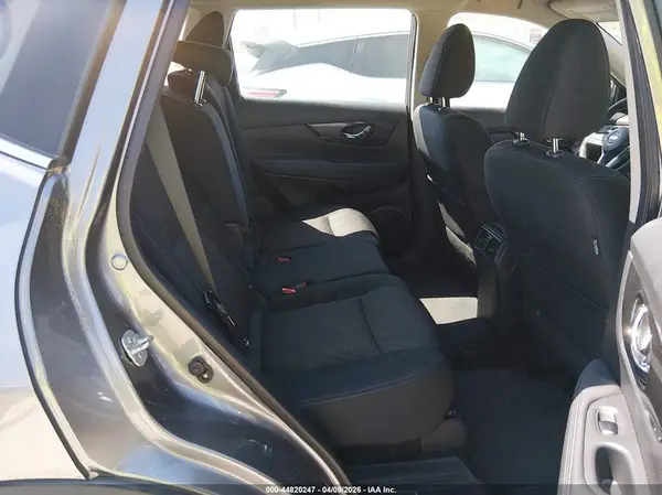 KNMAT2MVXJP583571 2018 NISSAN ROGUE - Image 8