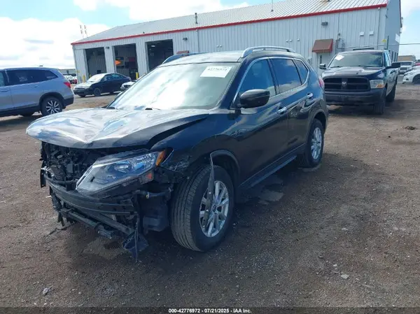KNMAT2MVXJP583764 2018 NISSAN ROGUE - Image 2