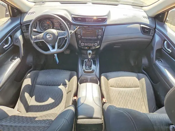 KNMAT2MVXJP584252 2018 NISSAN ROGUE - Image 8