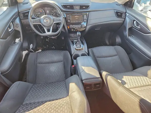 KNMAT2MVXJP588172 2018 NISSAN ROGUE - Image 8